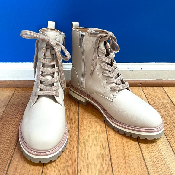 oasis tan boots